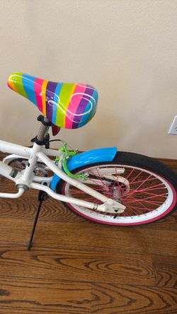 Girls bike