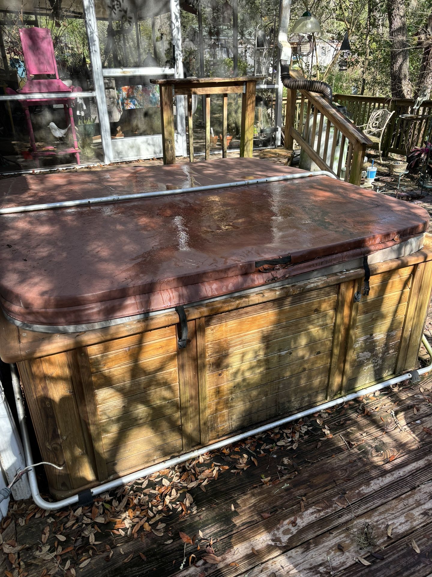 Balboa 7’x 7’ 5+ Seat Hot Tub With Waterfall 