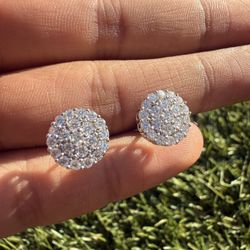 VVS1 Moissanite Cluster Earrings 