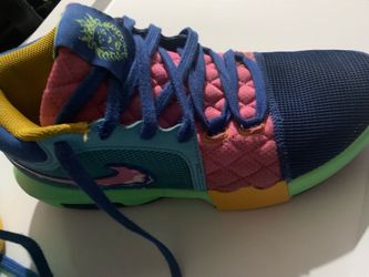 LeBron size 12.5