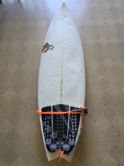 Amazing surfboard AL MERRICK 🏄❤️🤙 5,7 Clean 🧼 surfboard 👍❤️ For sell $480 🏄🤙