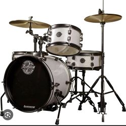 Ludwig Pocket Kit Drum Set Silver Sparkle/White