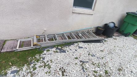 Aluminum Extension Ladder