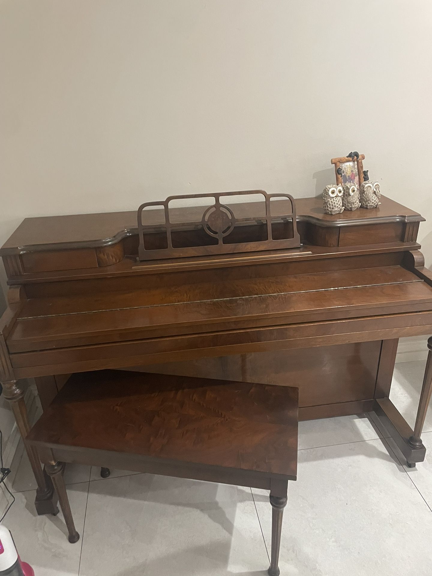 Wood Piano