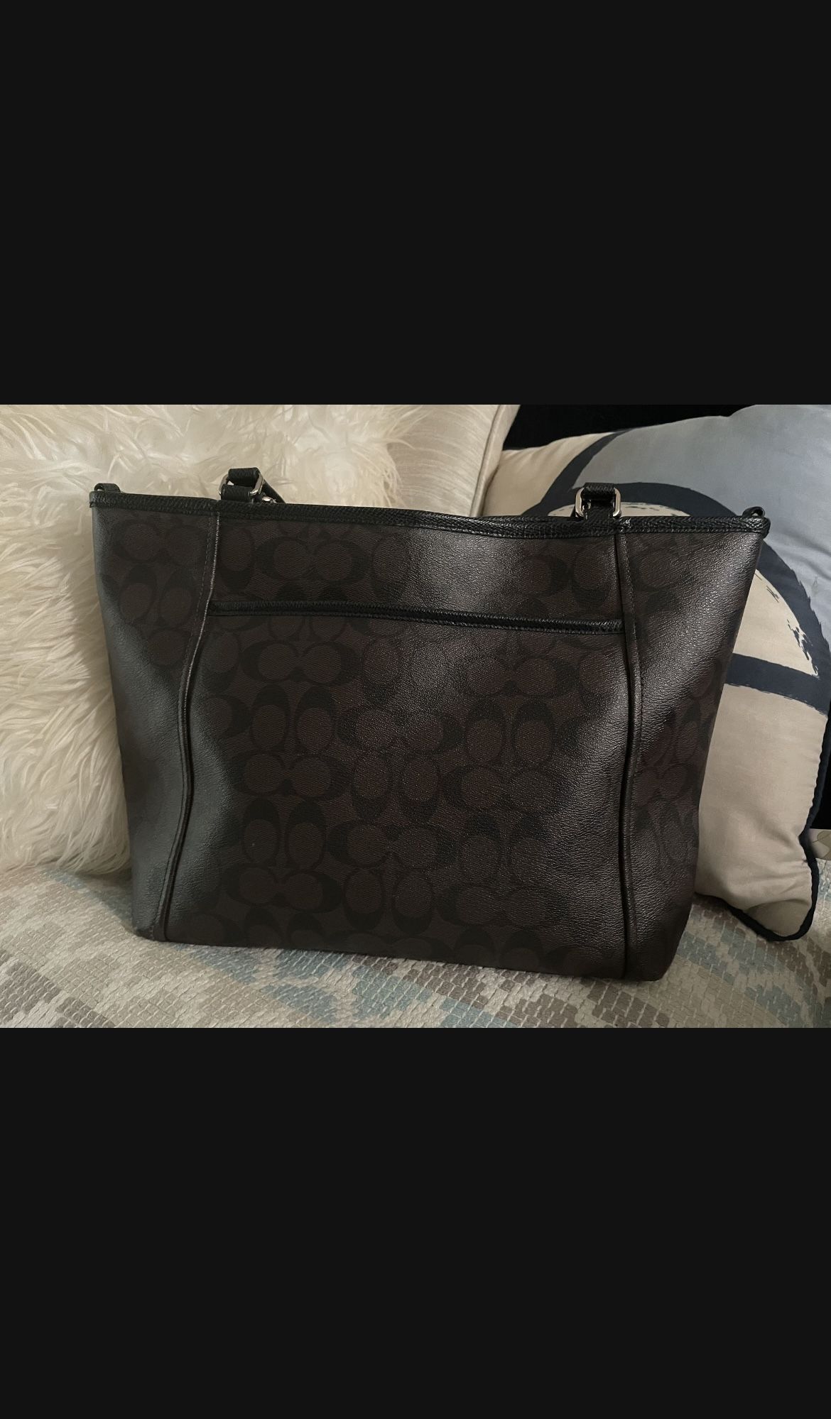 Coach Women’s Signature Town Tote