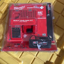 Milwaukee M18 Battery 5.0 And Charger Kit New