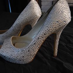 4" Diamond Sequin Heels Size 8