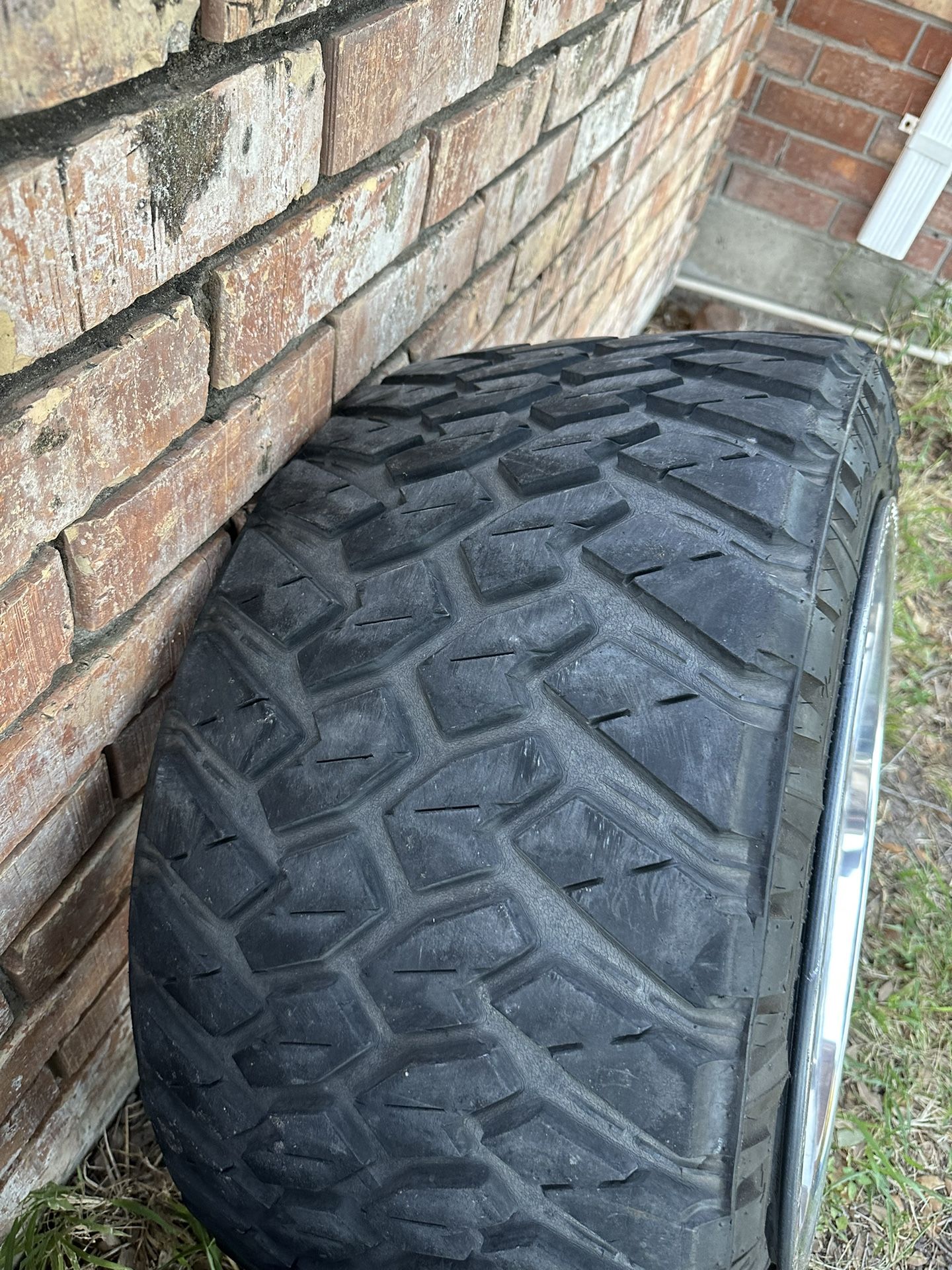 22x14 Fuel Wheels On 355 Nitto Tires 6 Lug Ford for Sale in