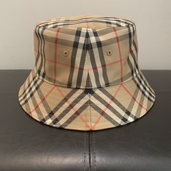 Burberry Bucket Hat, Medium Size, Archive Beige