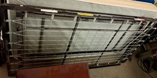 Trundle Bed/Foldable Bed Frame