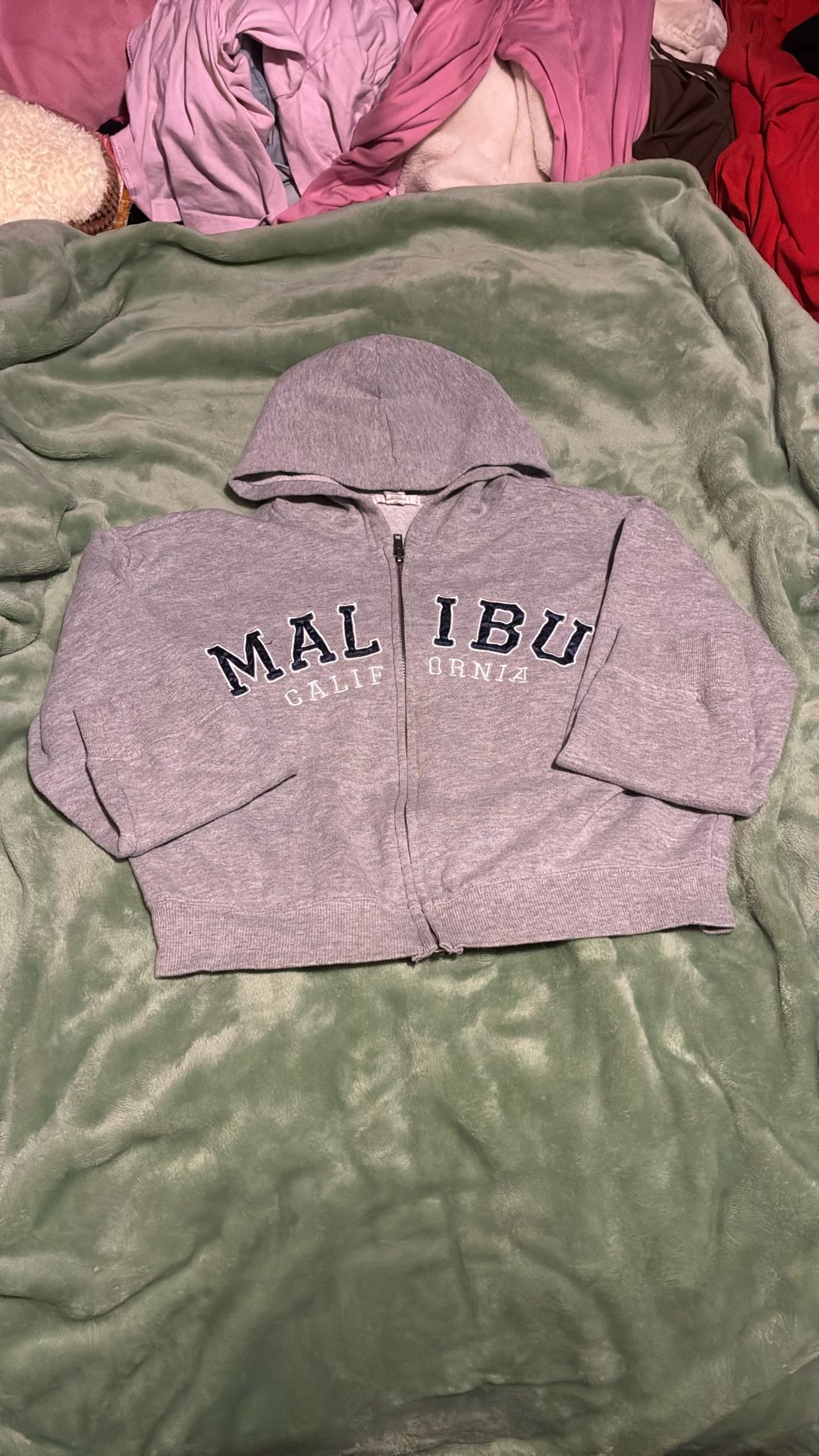 MALIBU jacket It’s Kinda Like A Crop Top Jacket Idk How To Explain It But It’s Cute
