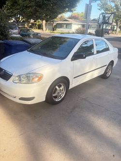 2005 toyota corolla