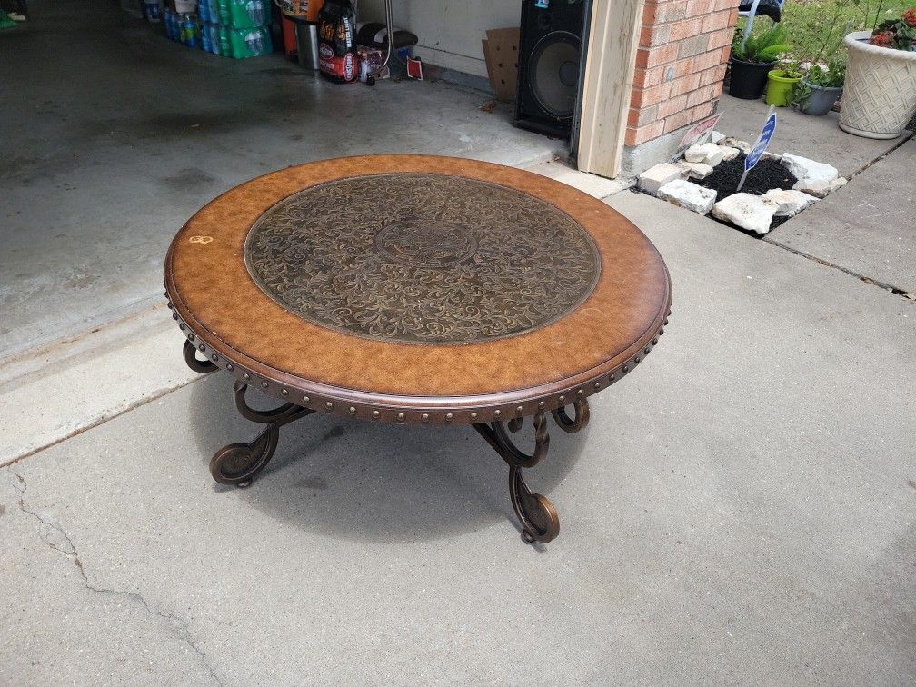 Ashley Coffee Table Had Two Years Only Has a Wax Circle On Top Of Table Like New Two Years Old