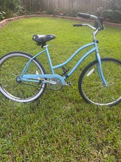 Available Huffy 26” Cruiser Bike (Map 1st Plz)
