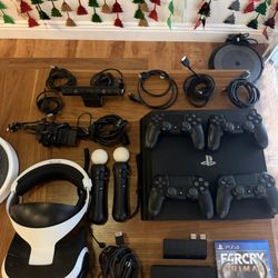 PS4 Pro Bundle + VR headset 4 controllers and Far Cry