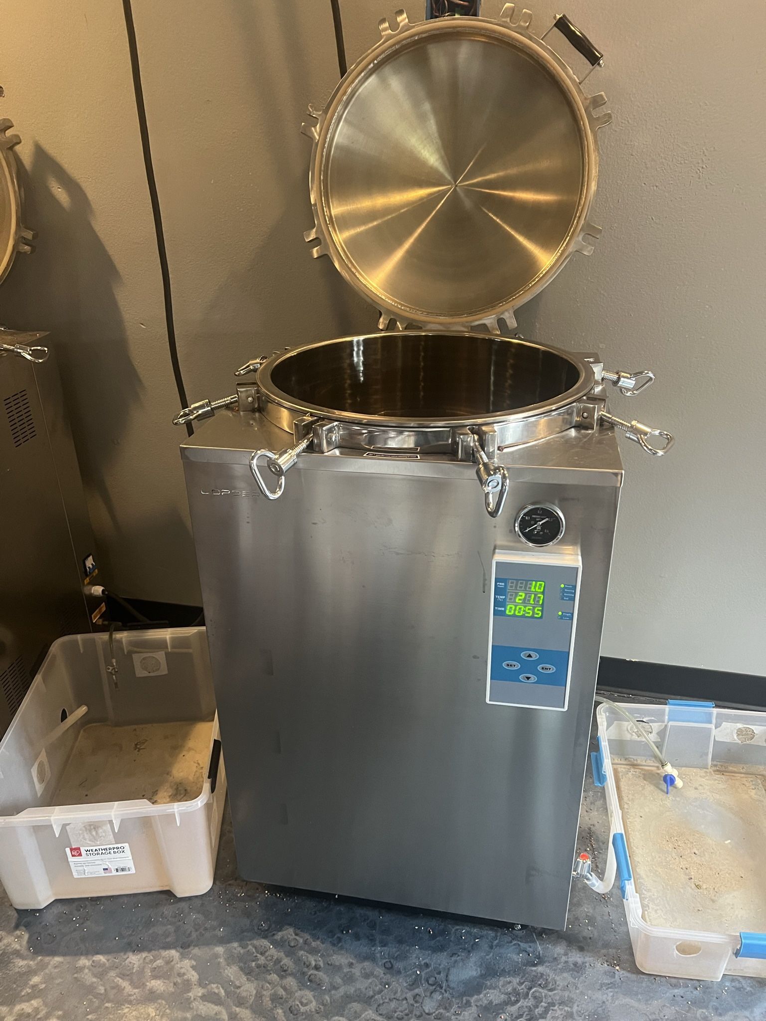 Lorderan 150L Vertical Sterilizer Autoclave 220v
