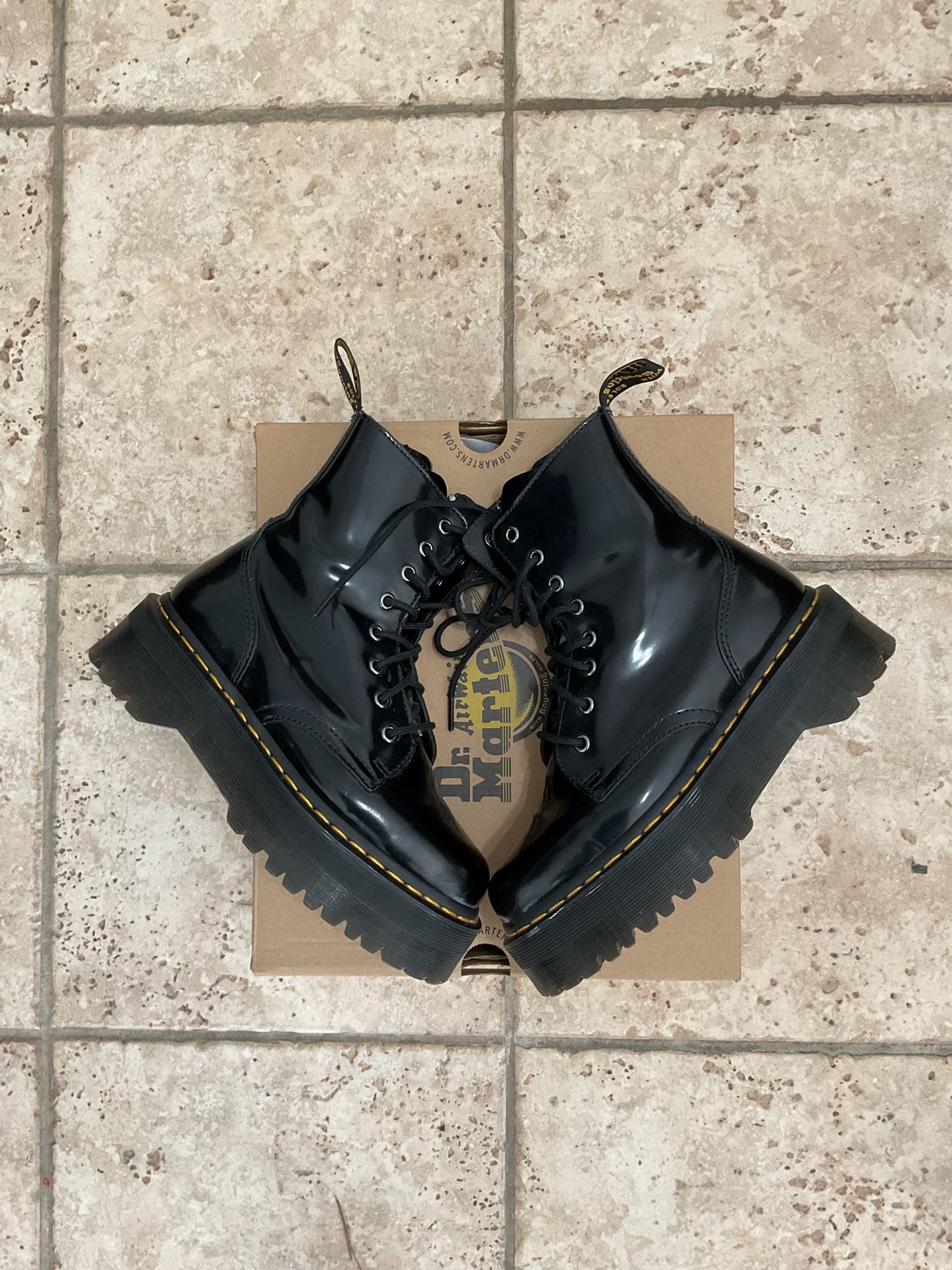 Dr Martens Jadon Platform Boots Women’s Size 7
