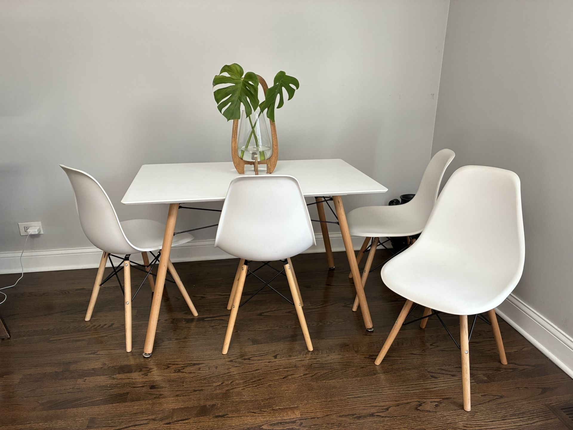 Modern Dining Set 