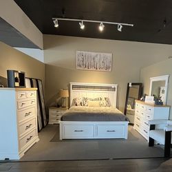 White 4PC King Bedroom Set 