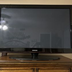 42” Flat Screen Samsung TV