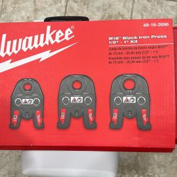 New In Box - Milwaukee M18 Black Iron ProPress Jaws 1/2” - 1” Kit