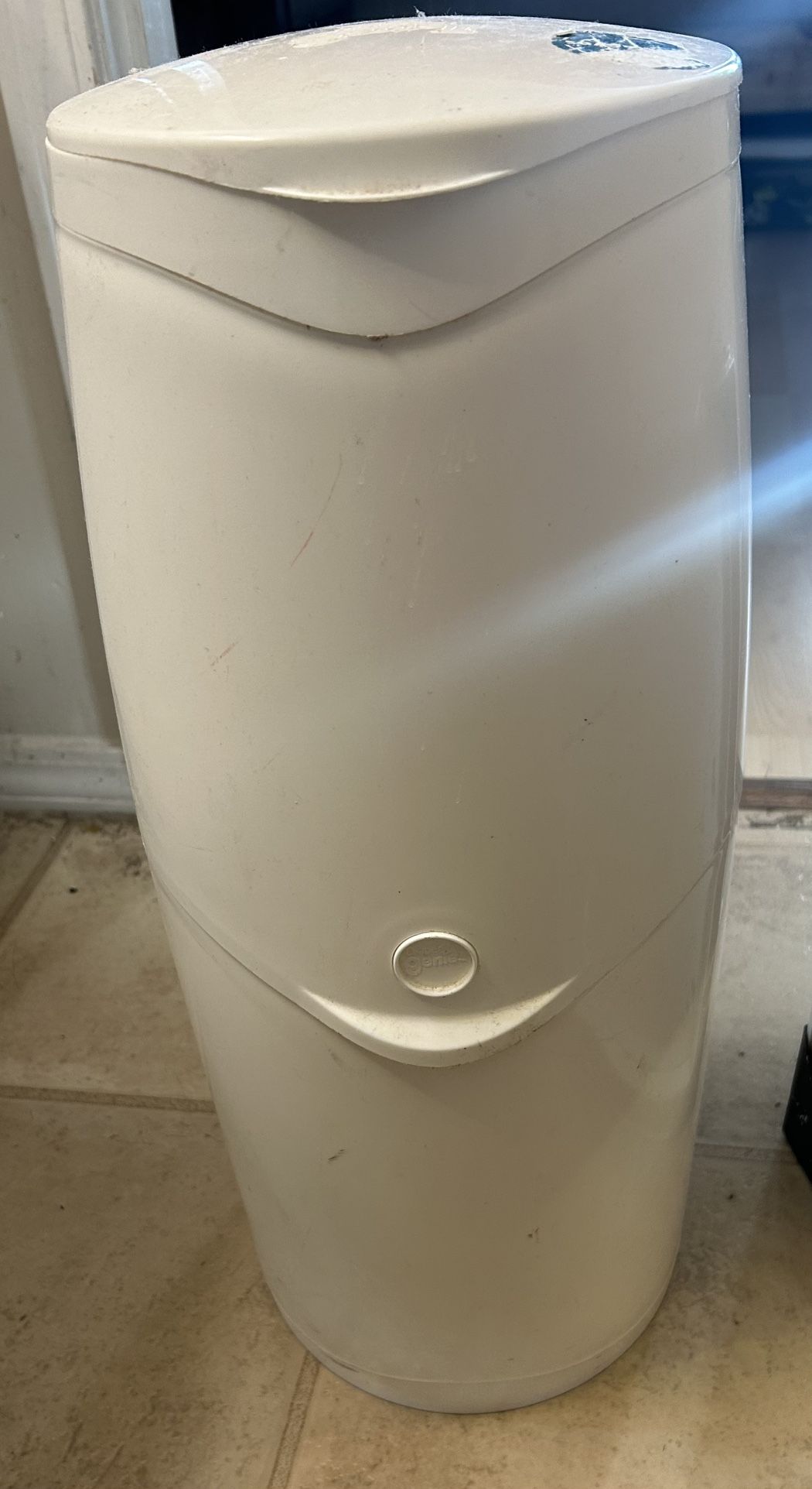 Diaper genie