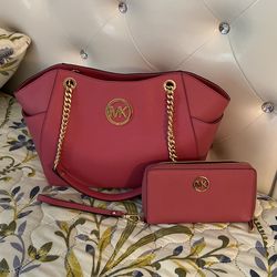 New pink Micheal Kors