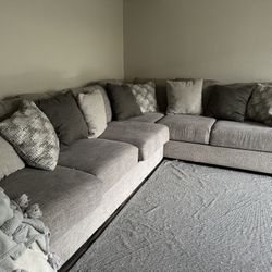 Moving-Couch For Sale 