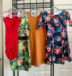 Size S Women’s / Juniors’ Dresses