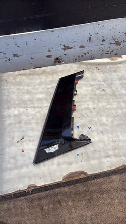 2021 Escalade Door Trim Passenger Rear OEM 2026