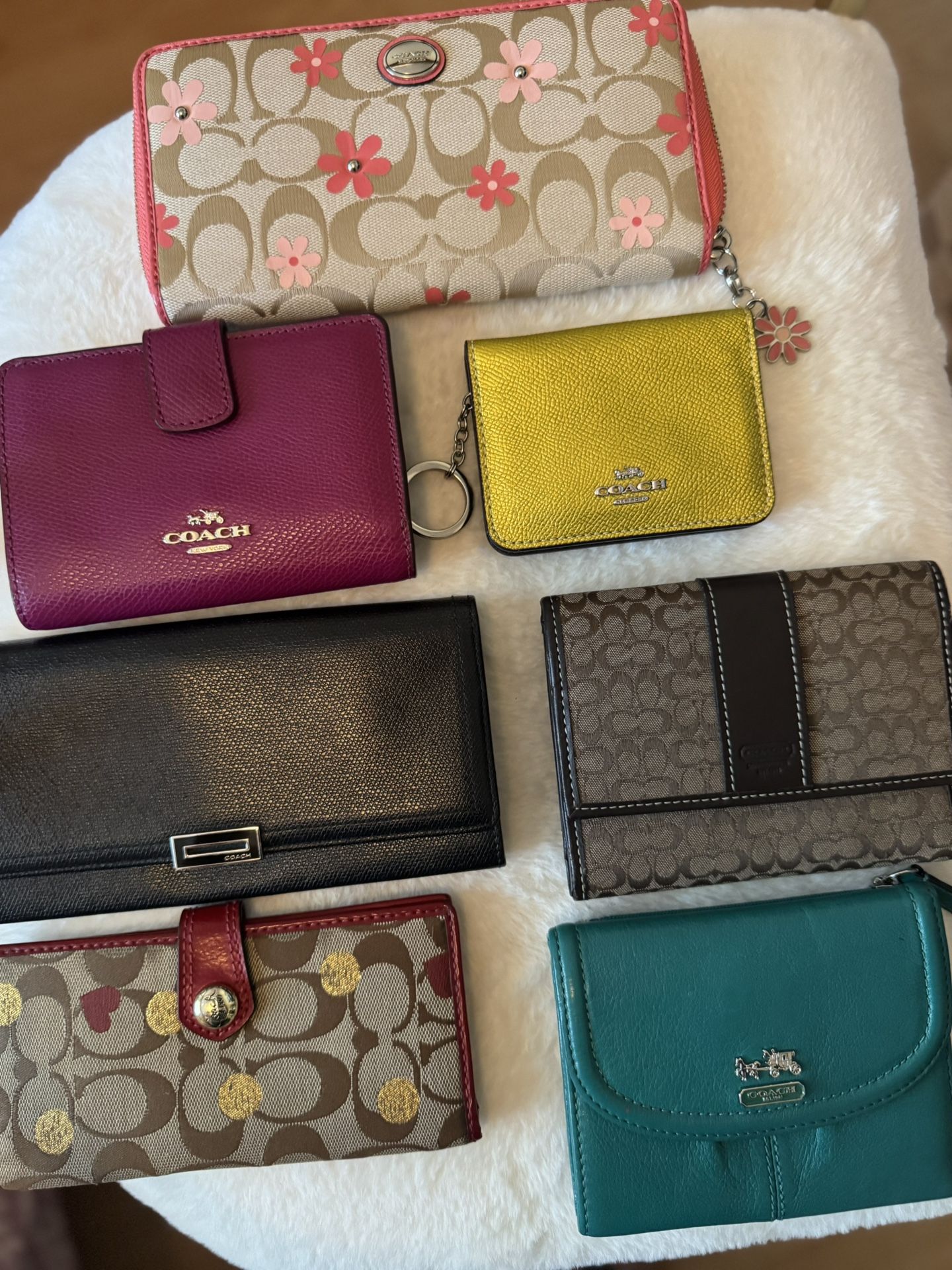 Coach Walletsđź’• $30 Each
