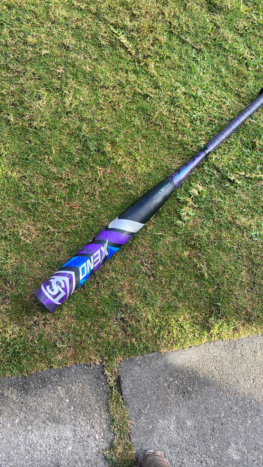 Louisville Slugger Fastpitch Xeno 32-10  2021