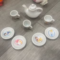 Free Tea Set 