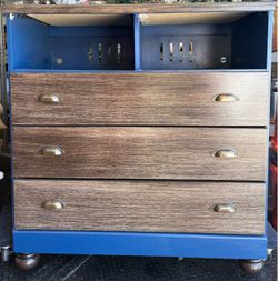 3-Drawer Dresser with Open Shelving