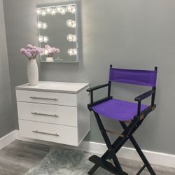 Floating 3-drawer cabinet Makeup Station