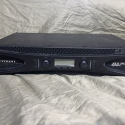 Crown XLS 2002 DriveCore 2 Series power amplifier.