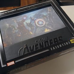 Avengers Best Buy Exclusive Blu Ray Box Set (hologram-type cover)