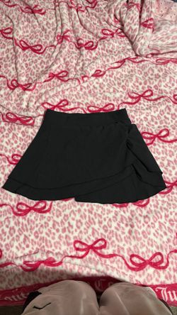 Black shirt