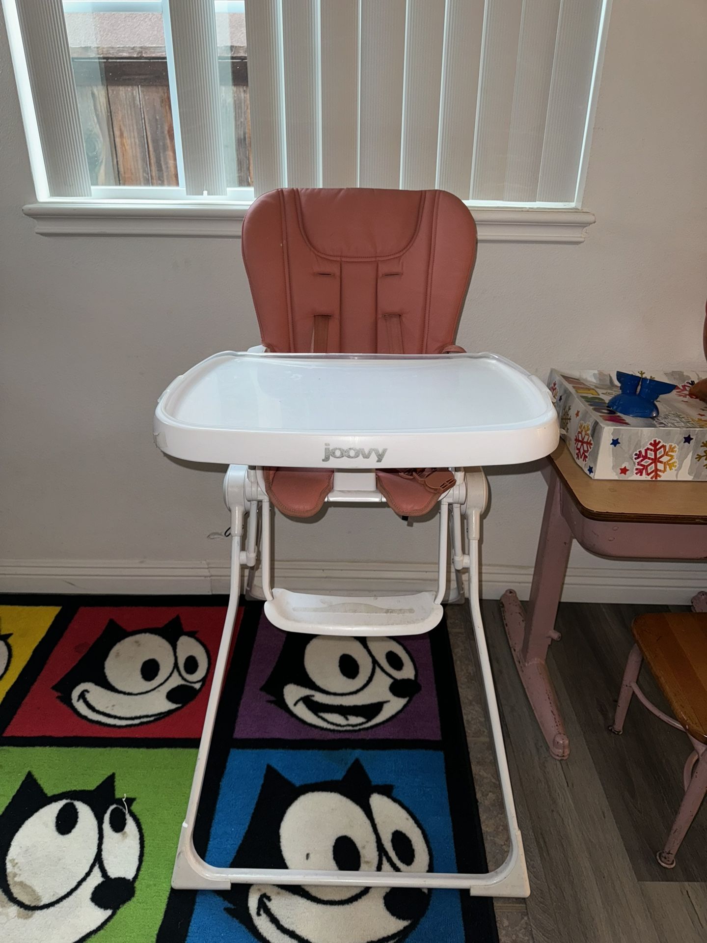 Joovy High Chair 