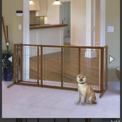 Richell Deluxe Freestanding Pet Gate