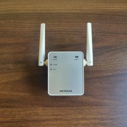 Netgear EX2700 N300 WiFi Range Extender Amplifier