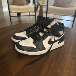 Nike Men’s Air Jordan Mid Armory Navy Blue Size 9.5 Used