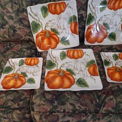 5 Maxcera Pumpkin/Fall Thanksgiving Dinner Plates