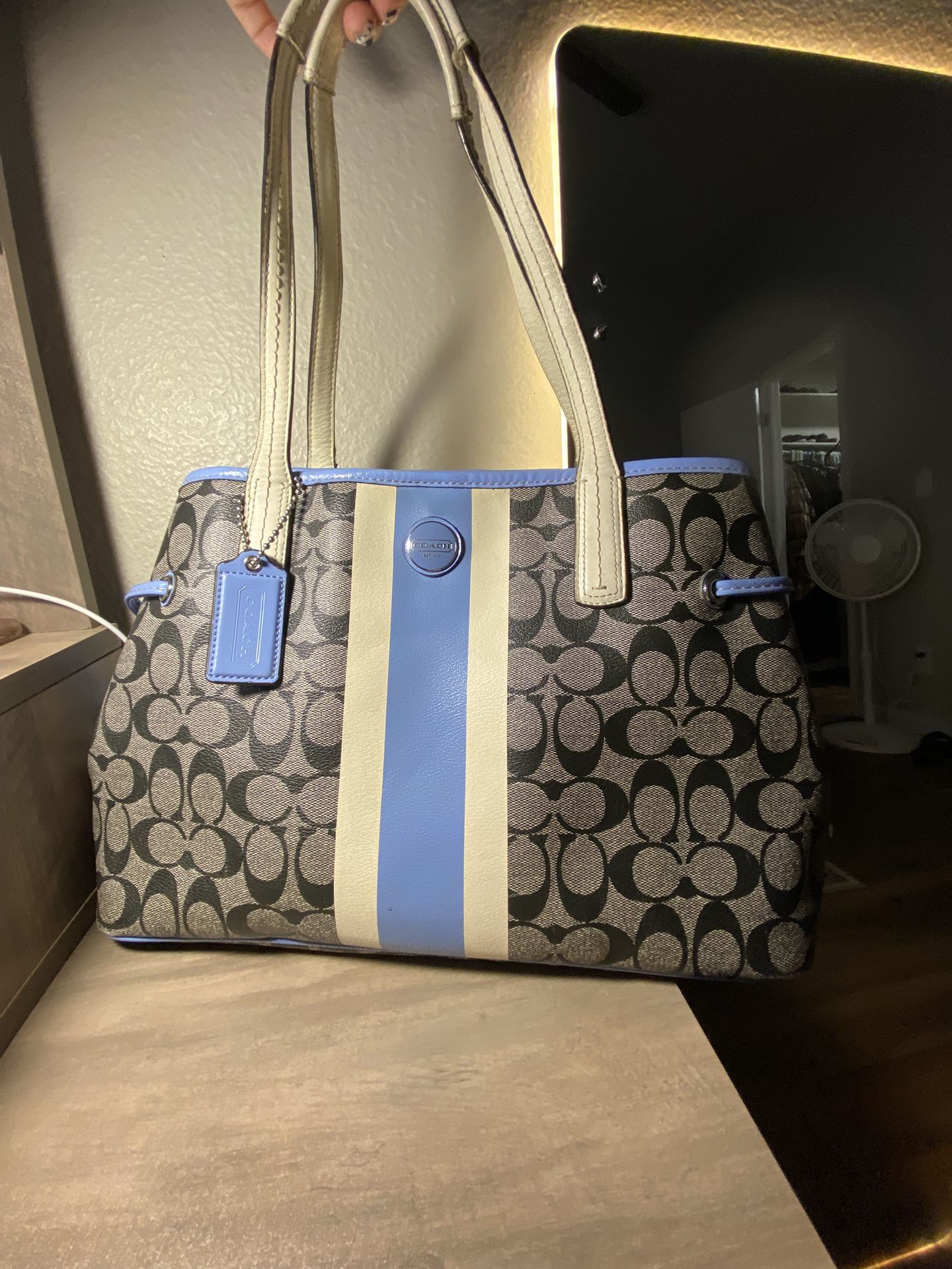 COACH TOTE