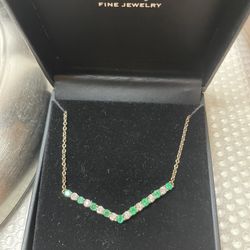 Brand New Necklace With Emeral And Diamond On Silver Plated 14k Gold 
