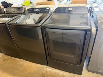 Samsung Black Washer and Dryer Set