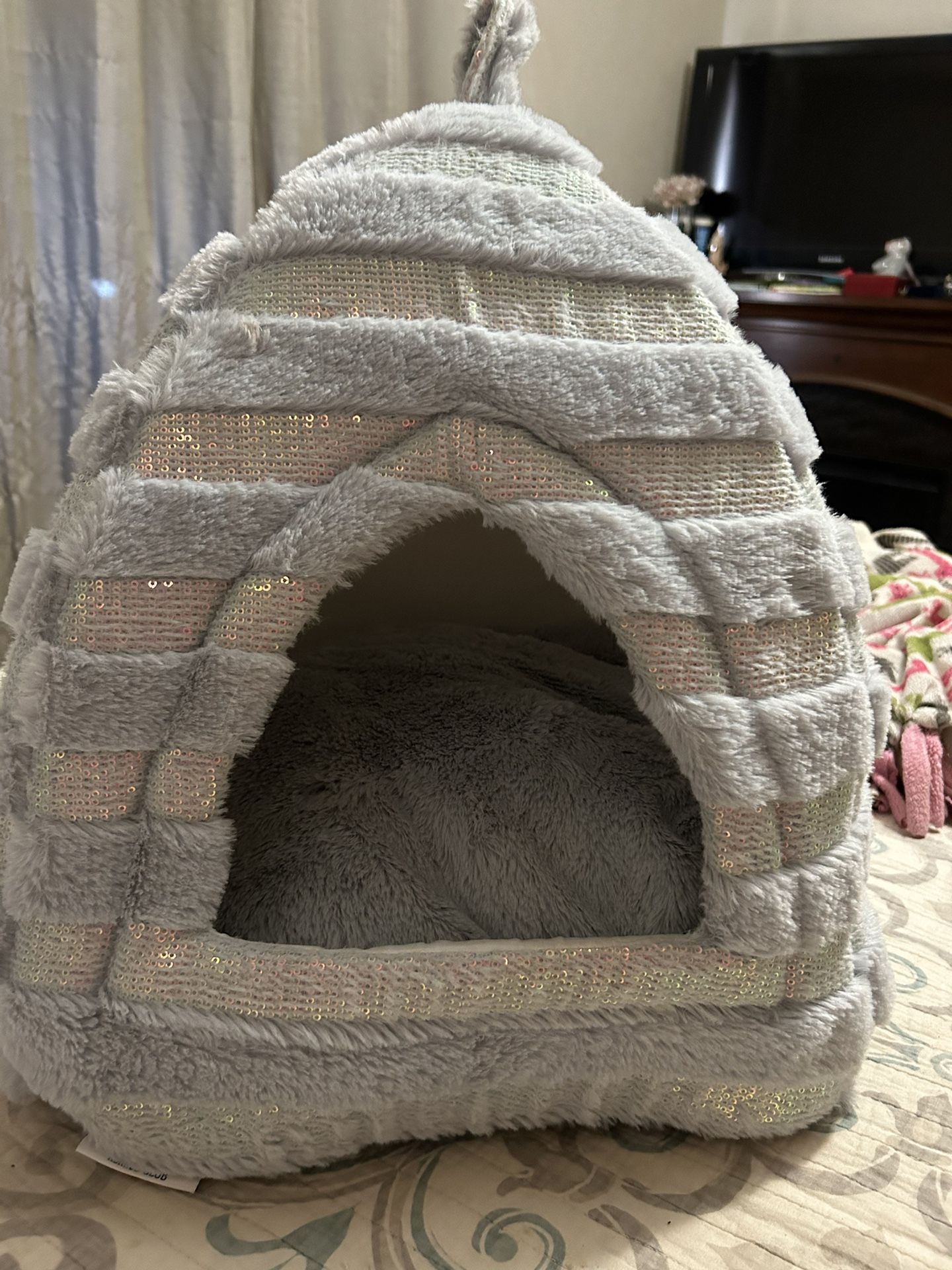Cat House / Bed