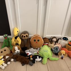 Random kids plushies lot