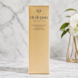 Clé de Peau Beauté Clarifying Cleansing Foam 140g 4.9oz New Sealed Japan