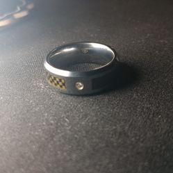 Must Pick Up Men's Diamond Tungsten Band Ring Size 8 Or 9 Not To Sure 